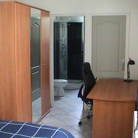 Homestay Лилль Экстерьер фото